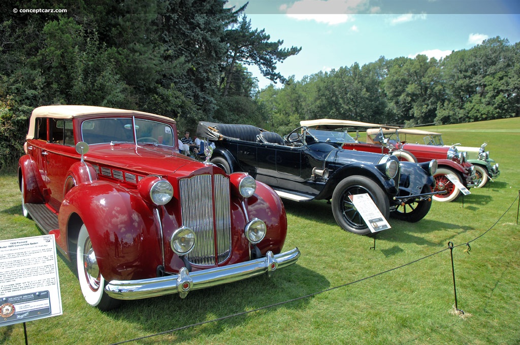 1938 Packard 1605 Super Eight