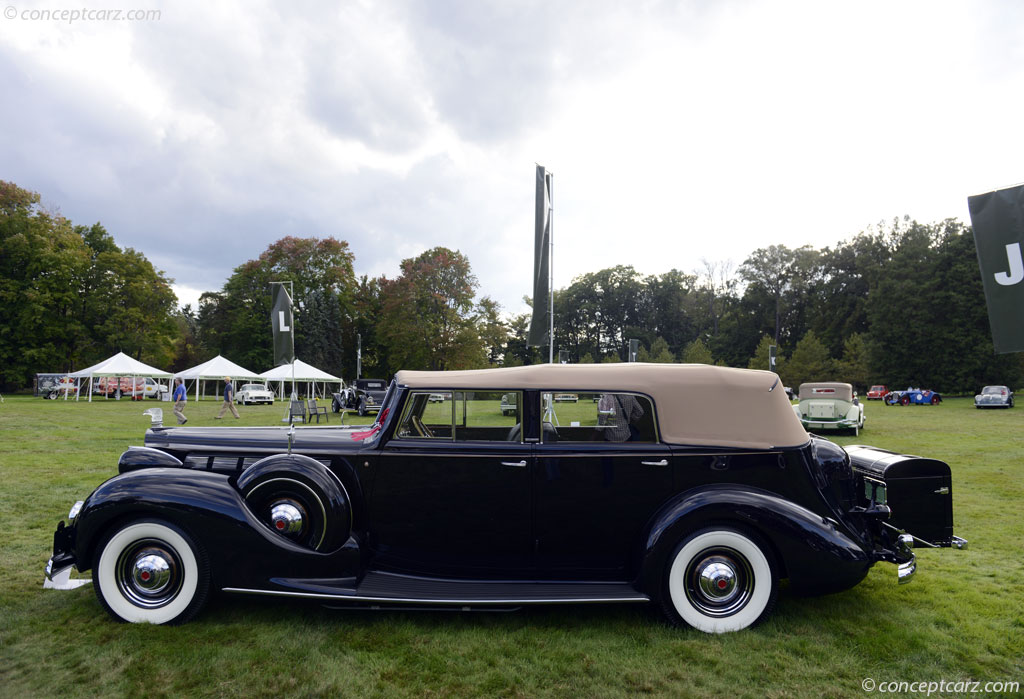 1938 Packard 1605 Super Eight