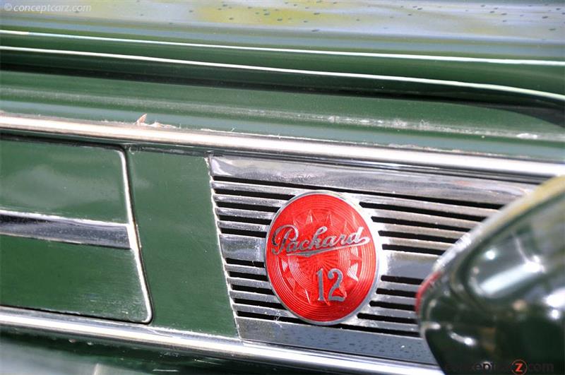 1939 Packard 1707 Twelve