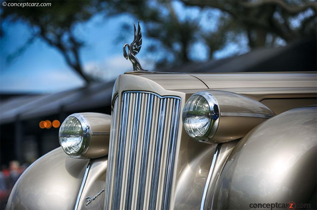 1939 Packard 1703 Super Eight