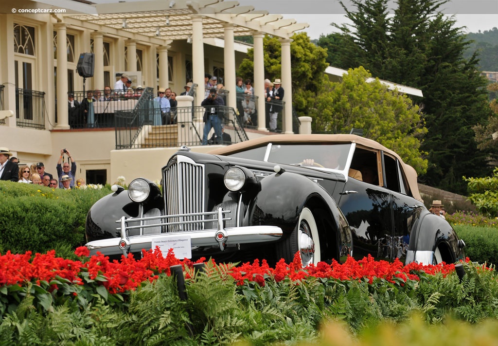 1940 Packard Custom Super-8 One-Eighty