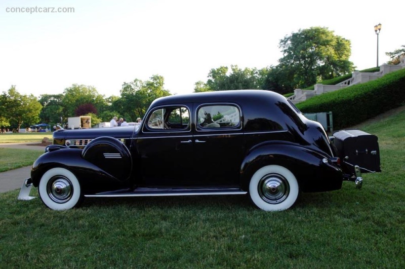 1940 Packard Custom Super-8 One-Eighty