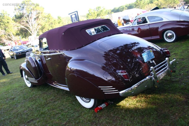 1941 Packard Super-8 One-Sixty