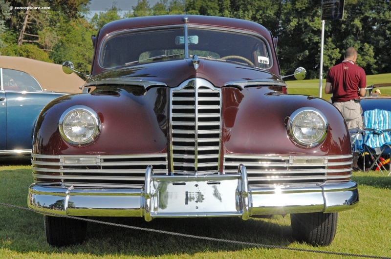 1947 Packard Custom Super Clipper Eight vehicle information