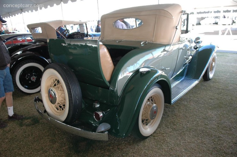 1932 Pontiac Series 302