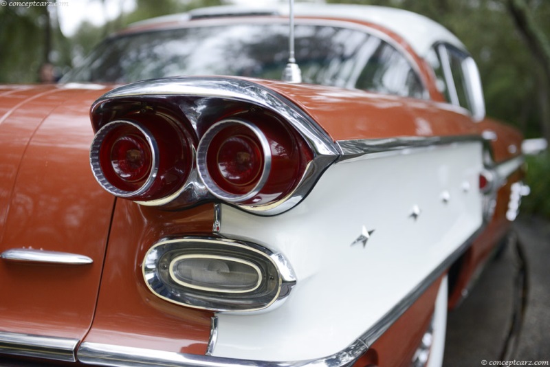 1958 Pontiac Bonneville Series 25