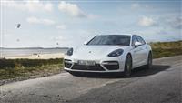 2018 Porsche Panamera Turbo S E-Hybrid Sport Turismo