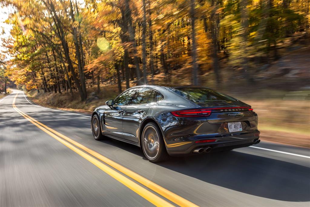 2019 Porsche Panamera