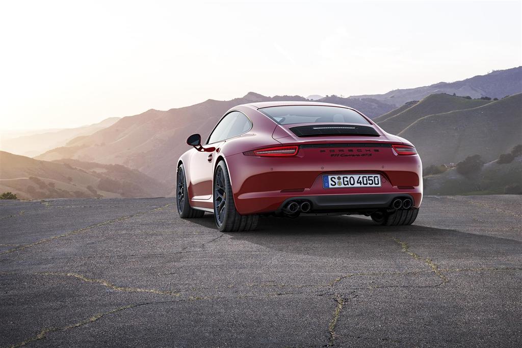 2015 Porsche 911 Carrera GTS