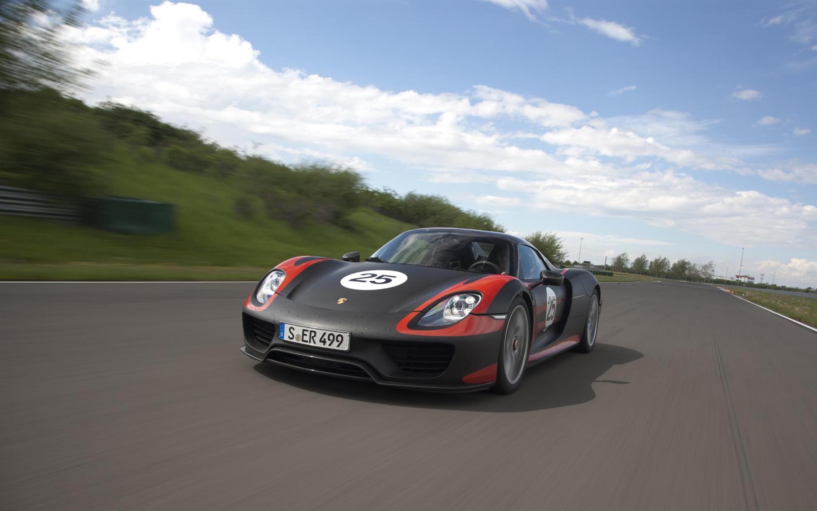 2014 Porsche 918 Spyder