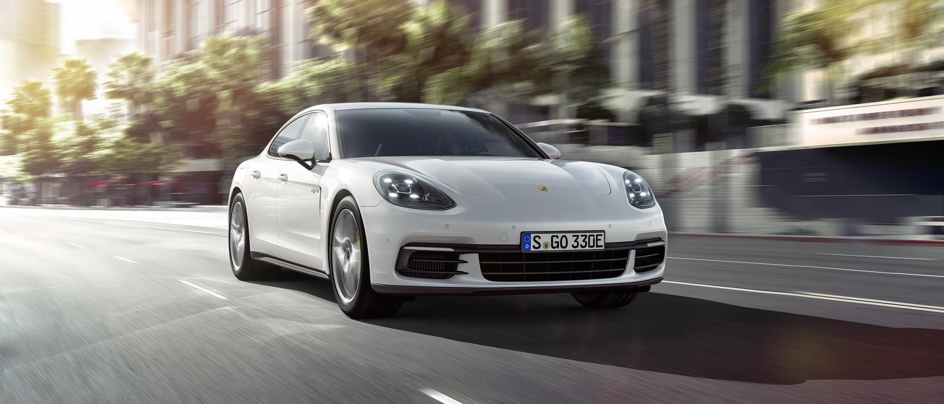 2017 Porsche Panamera 4 E-Hybrid