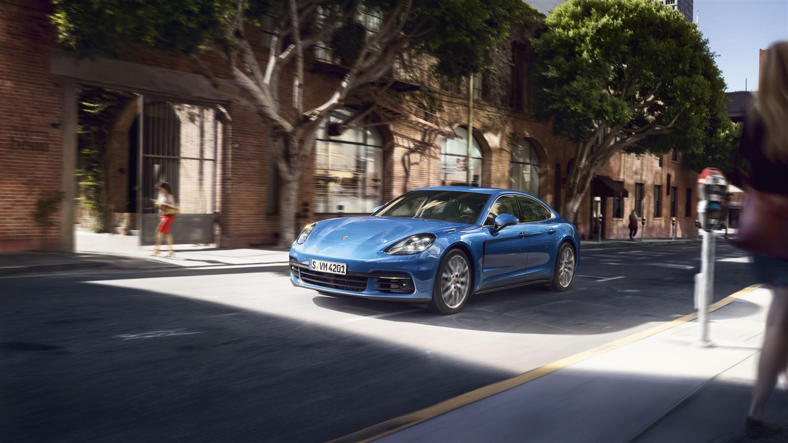 2017 Porsche Panamera