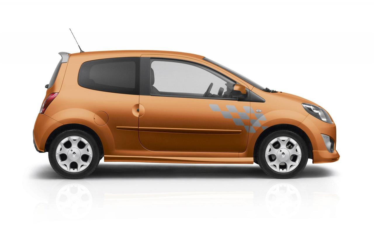 Renault Twingo 1 Interior - Car Body Design