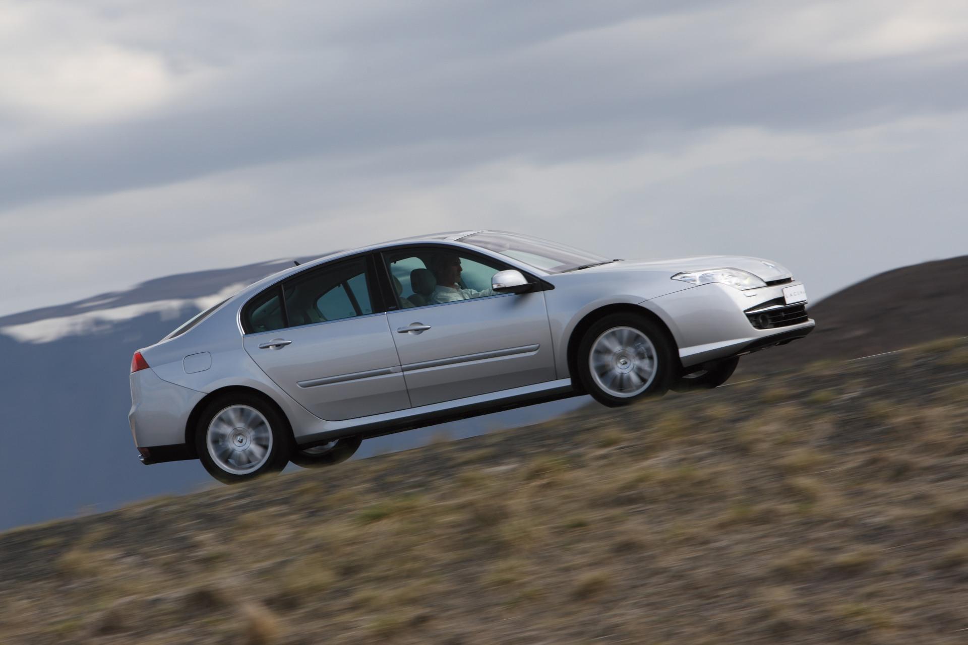 Купить renault laguna 2