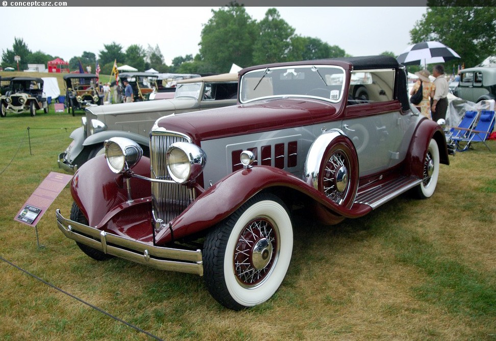 1932 REO 8-35 Royale