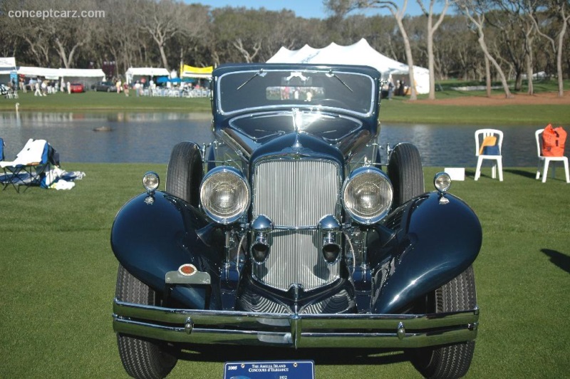 1932 REO 8-35 Royale