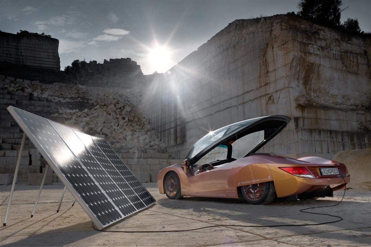 2009 Rinspeed iChange Concept