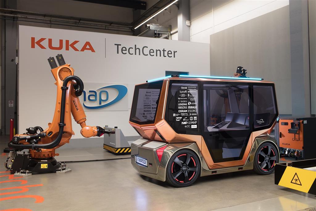 2018 Rinspeed microSNAP Concept