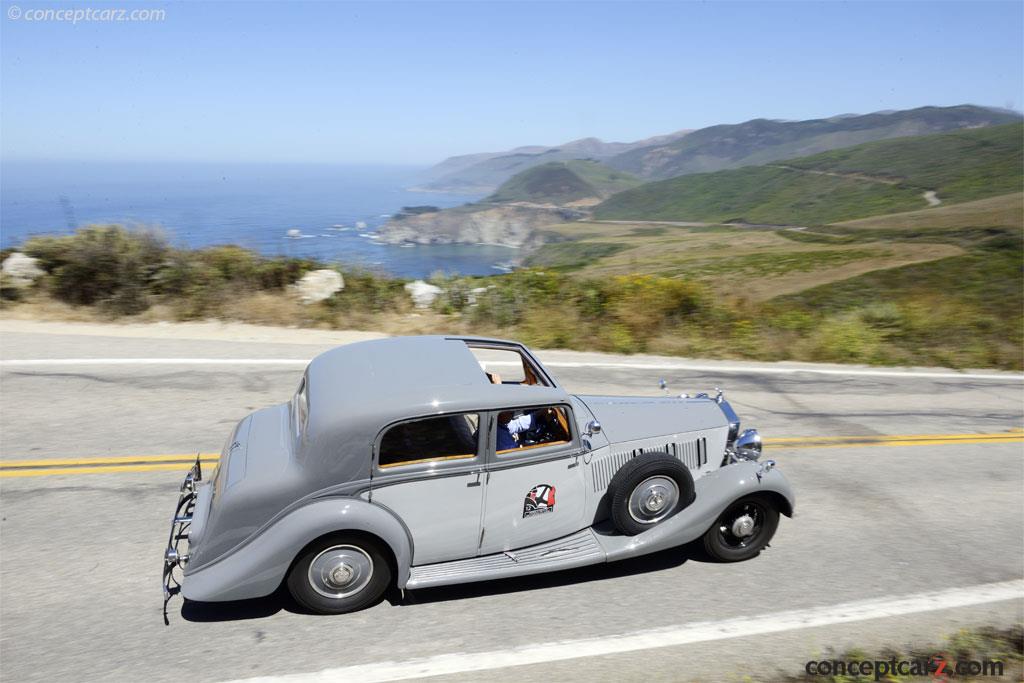 1937 Rolls-Royce Phantom III background image