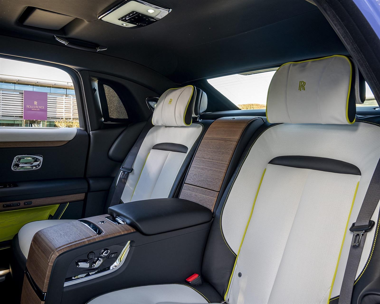 2024 Rolls-Royce Ghost Extended Expressionism
