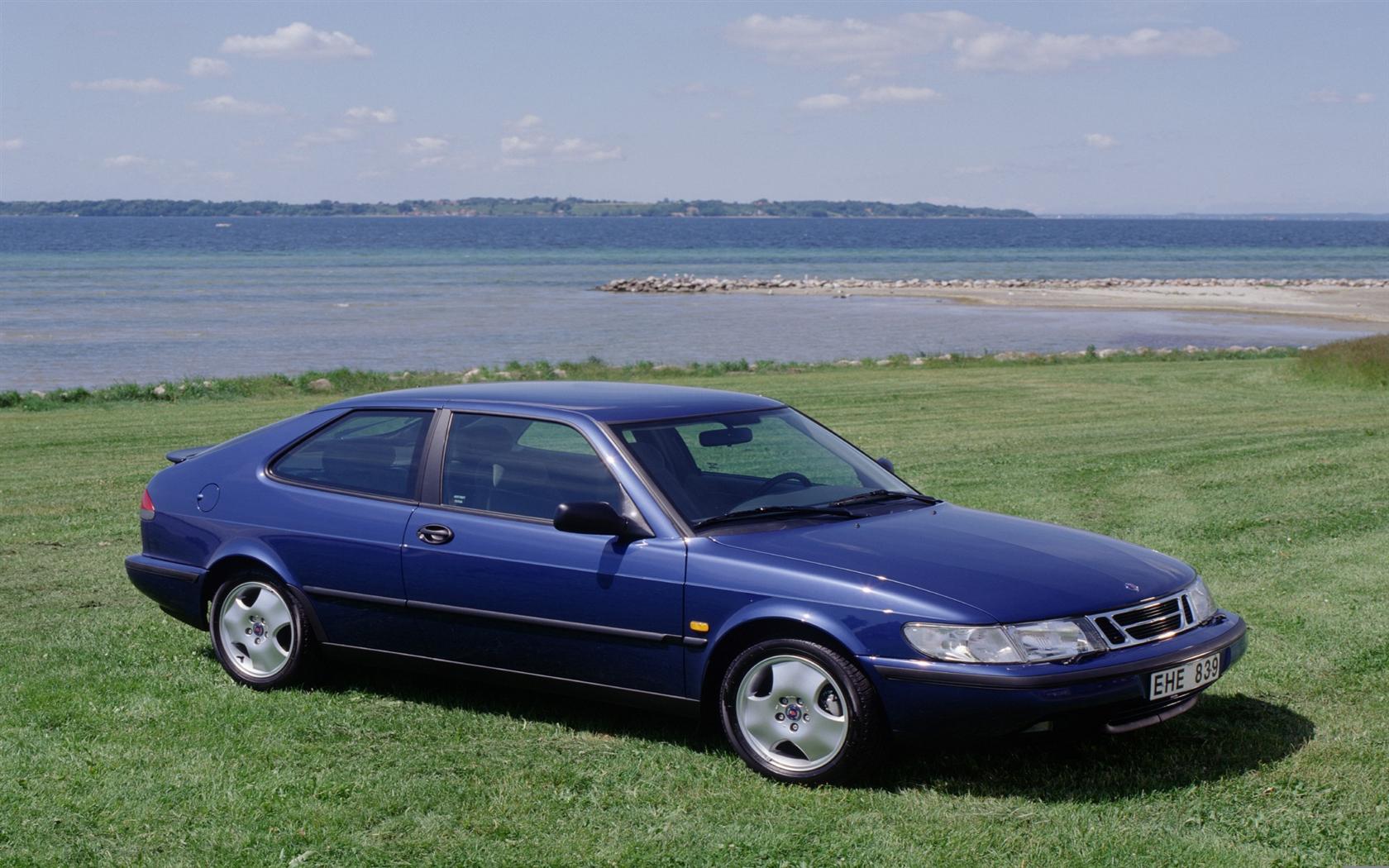 1998 Saab 900