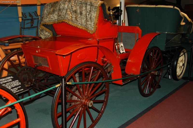 1906 Schacht Model K