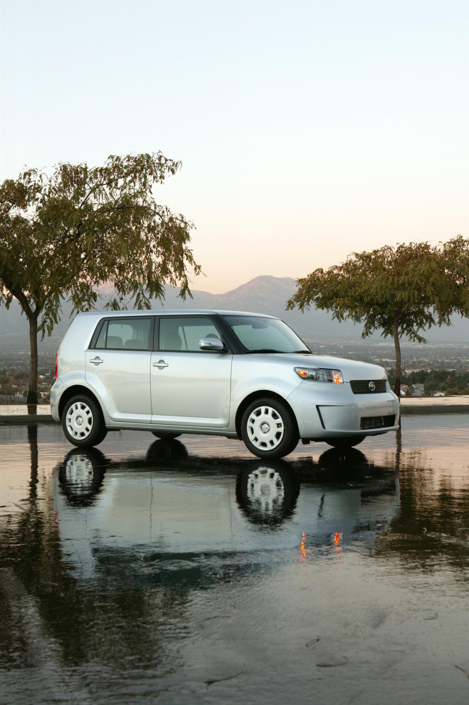 2010 Scion xB