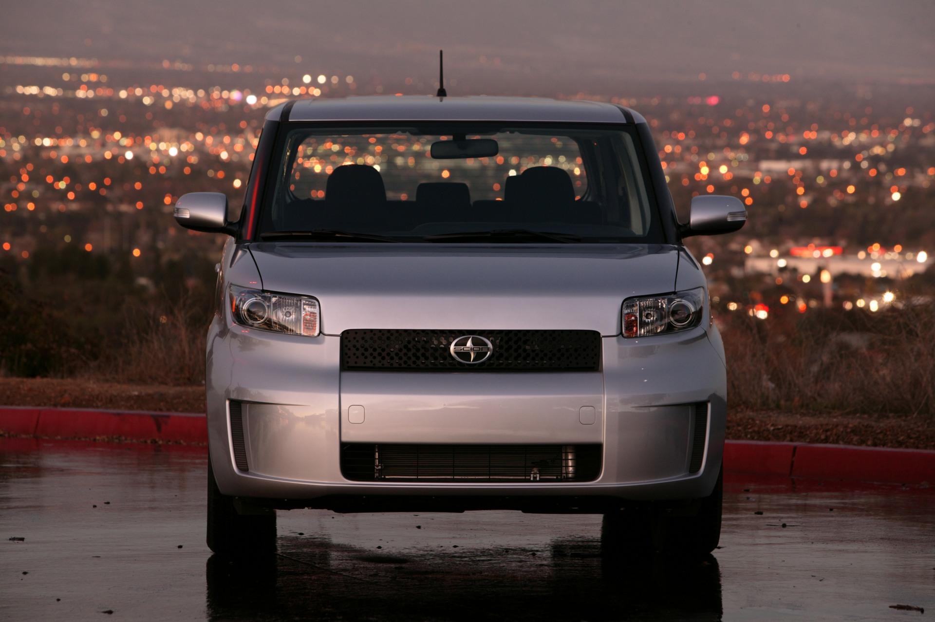 2010 Scion xB