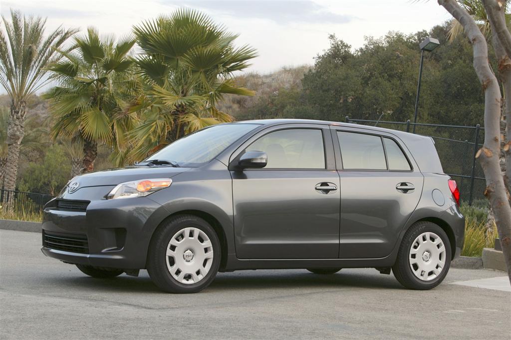 2010 Scion xD