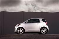 Scion iQ Monthly Vehicle Sales