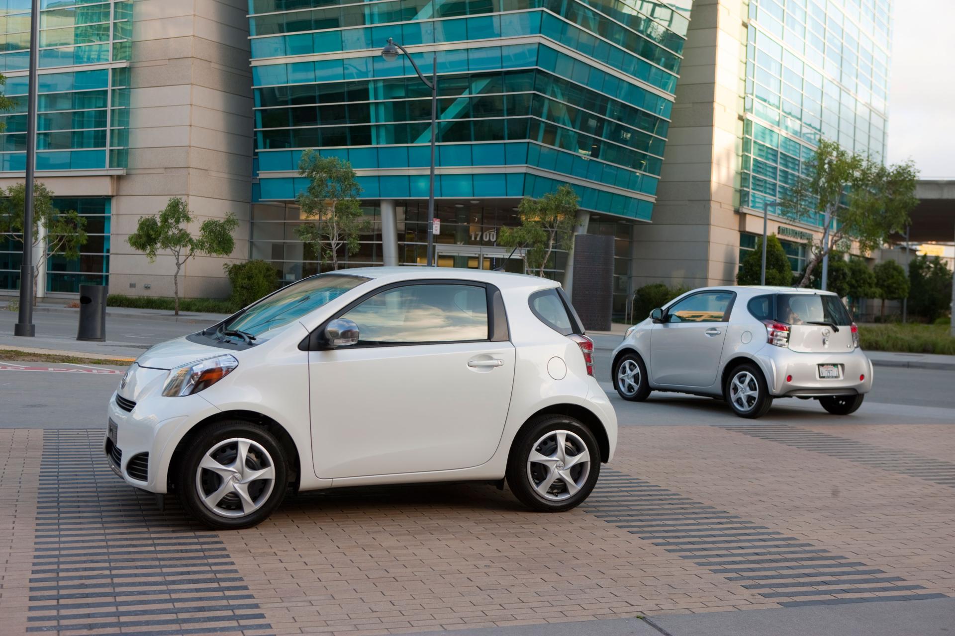 2013 Scion iQ