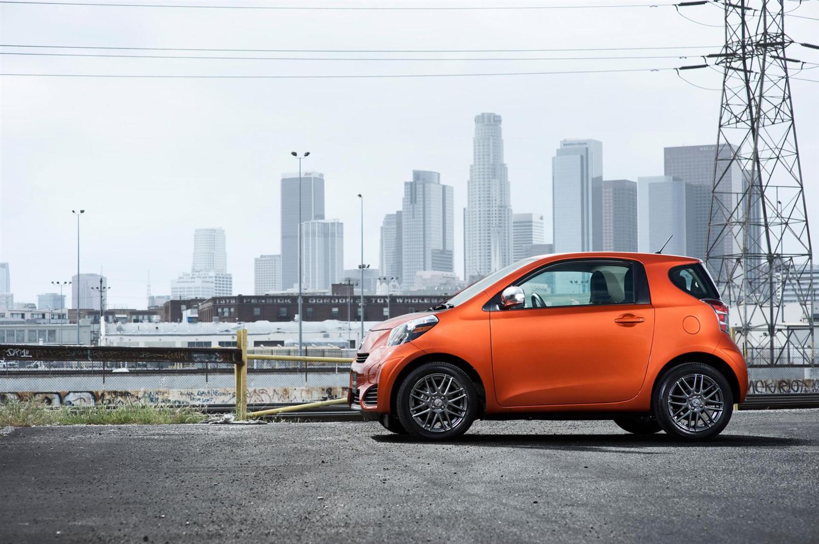 2013 Scion iQ