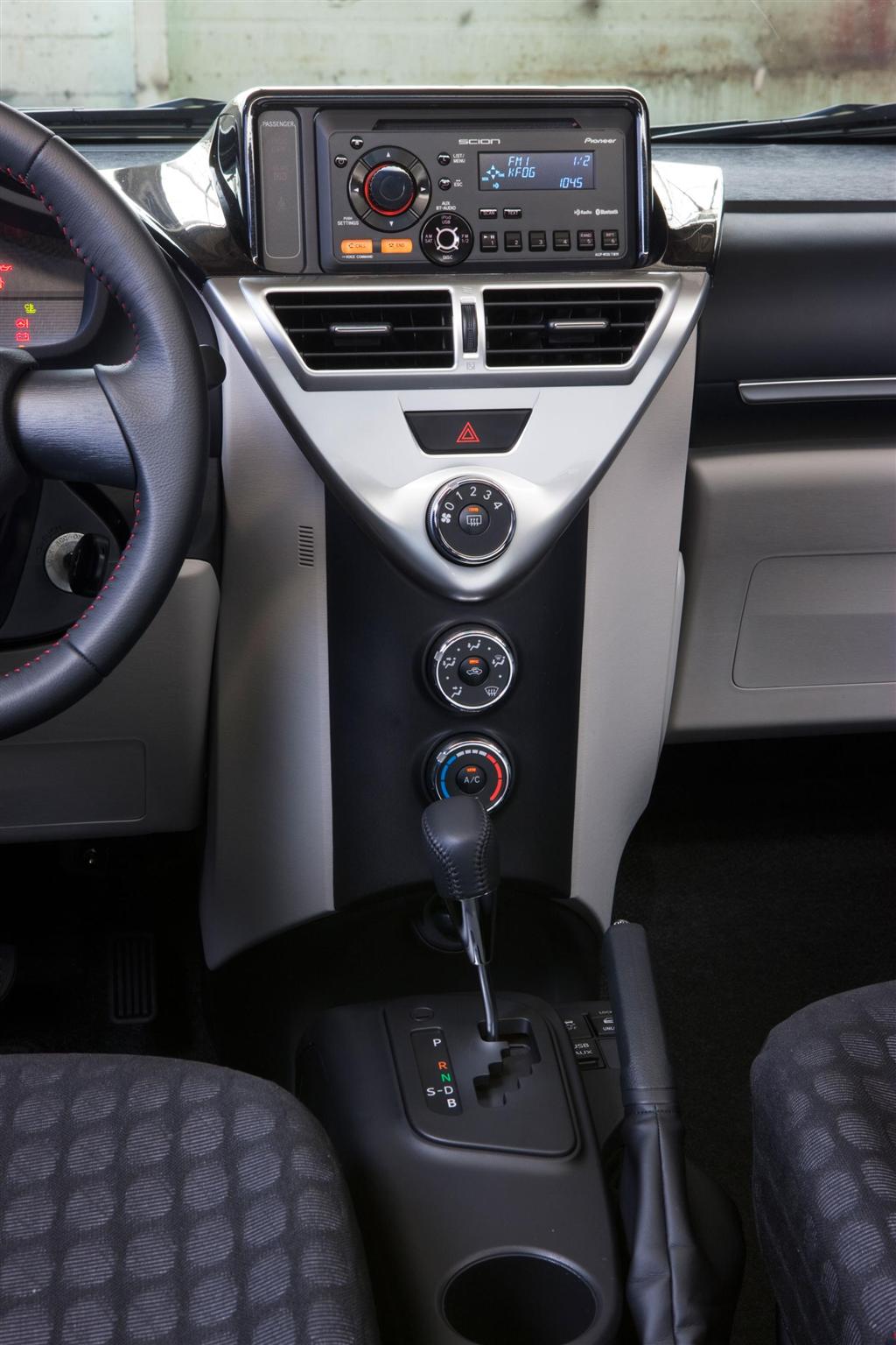 2013 Scion iQ