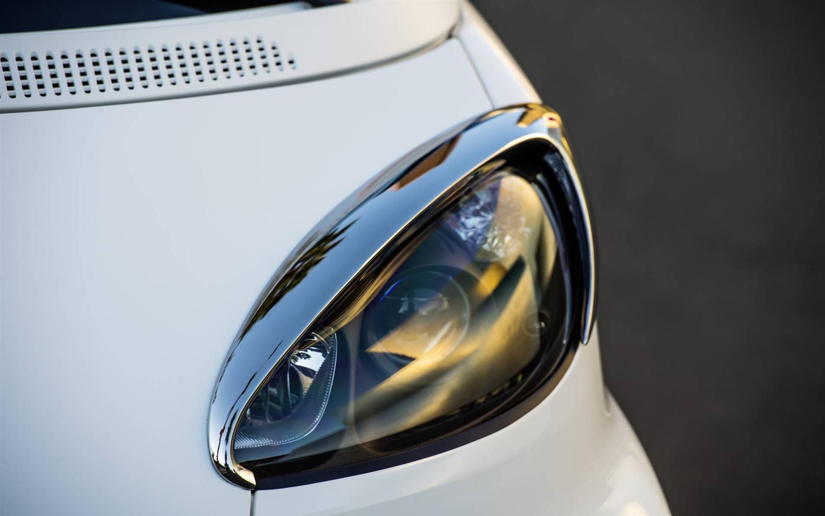 2013 Smart fortwo Jeremy Scott Concept