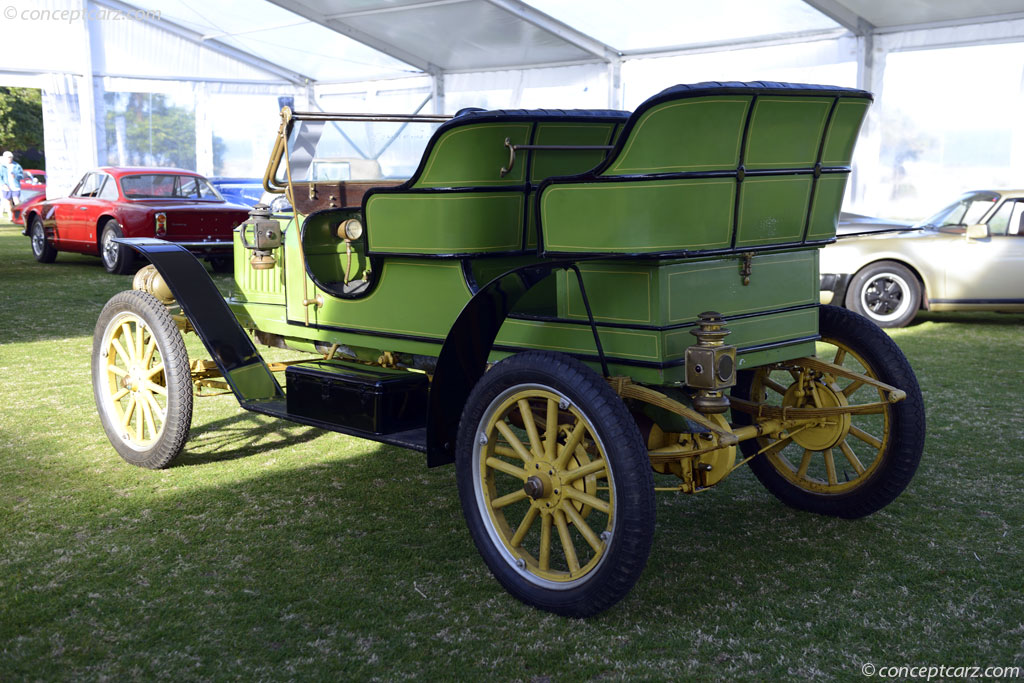 1909 Stanley Steamer Model E2