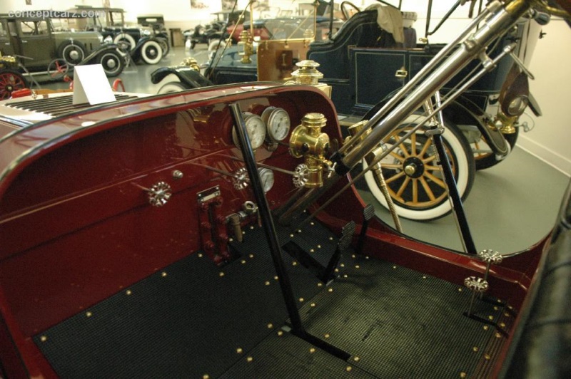 1909 Stanley Steamer Model R