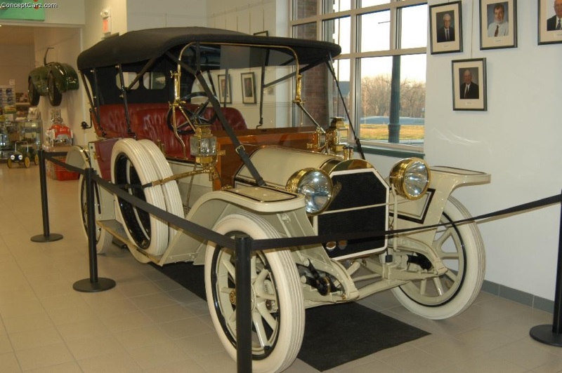 1912 Stearns-Knight Toy Tonneau Runabout