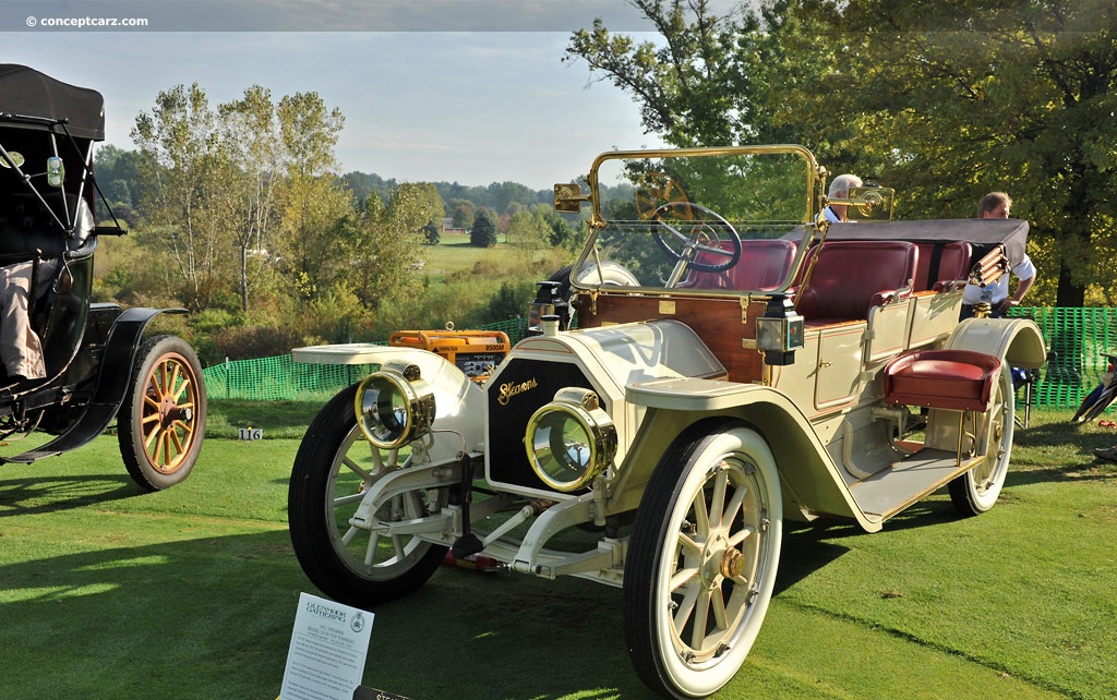 1911 Stearns Model 15-30 photo