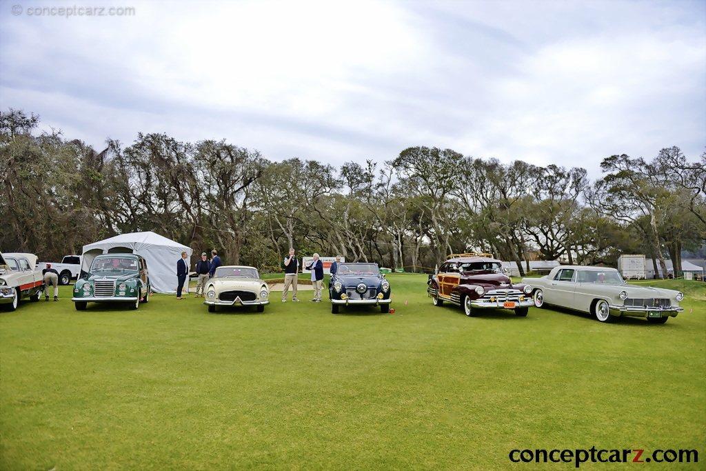 1951 Studebaker Commander background image
