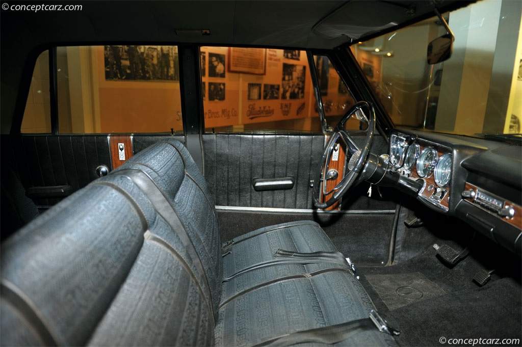 1966 Studebaker Cruiser