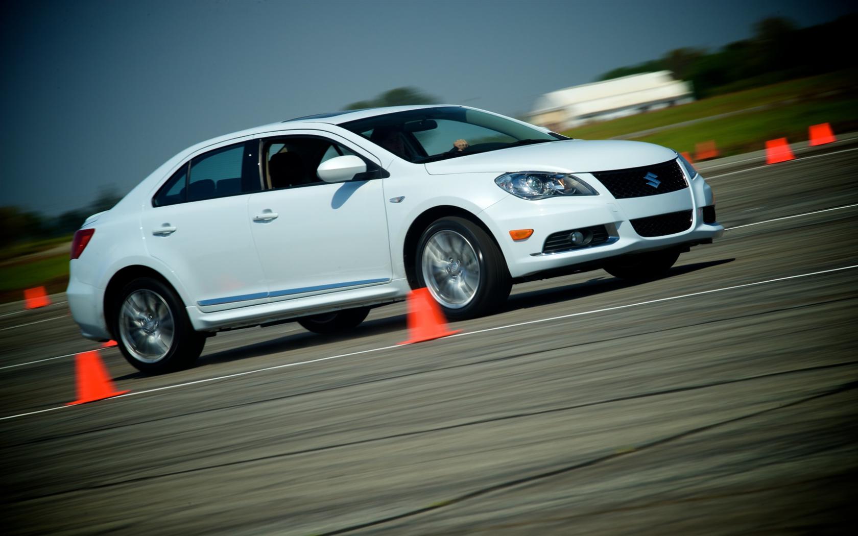 2011 Suzuki Kizashi Sport