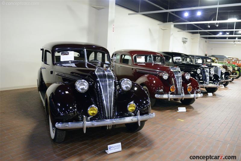 1937 Terraplane Series 71 Deluxe Six