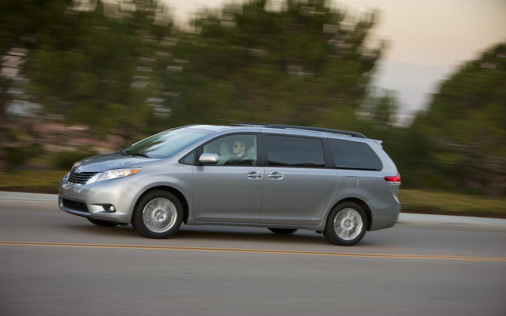 2012 Toyota Sienna