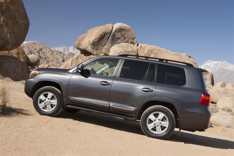 2013 Toyota Land Cruiser