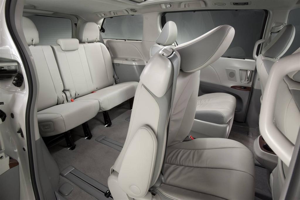 2013 Toyota Sienna