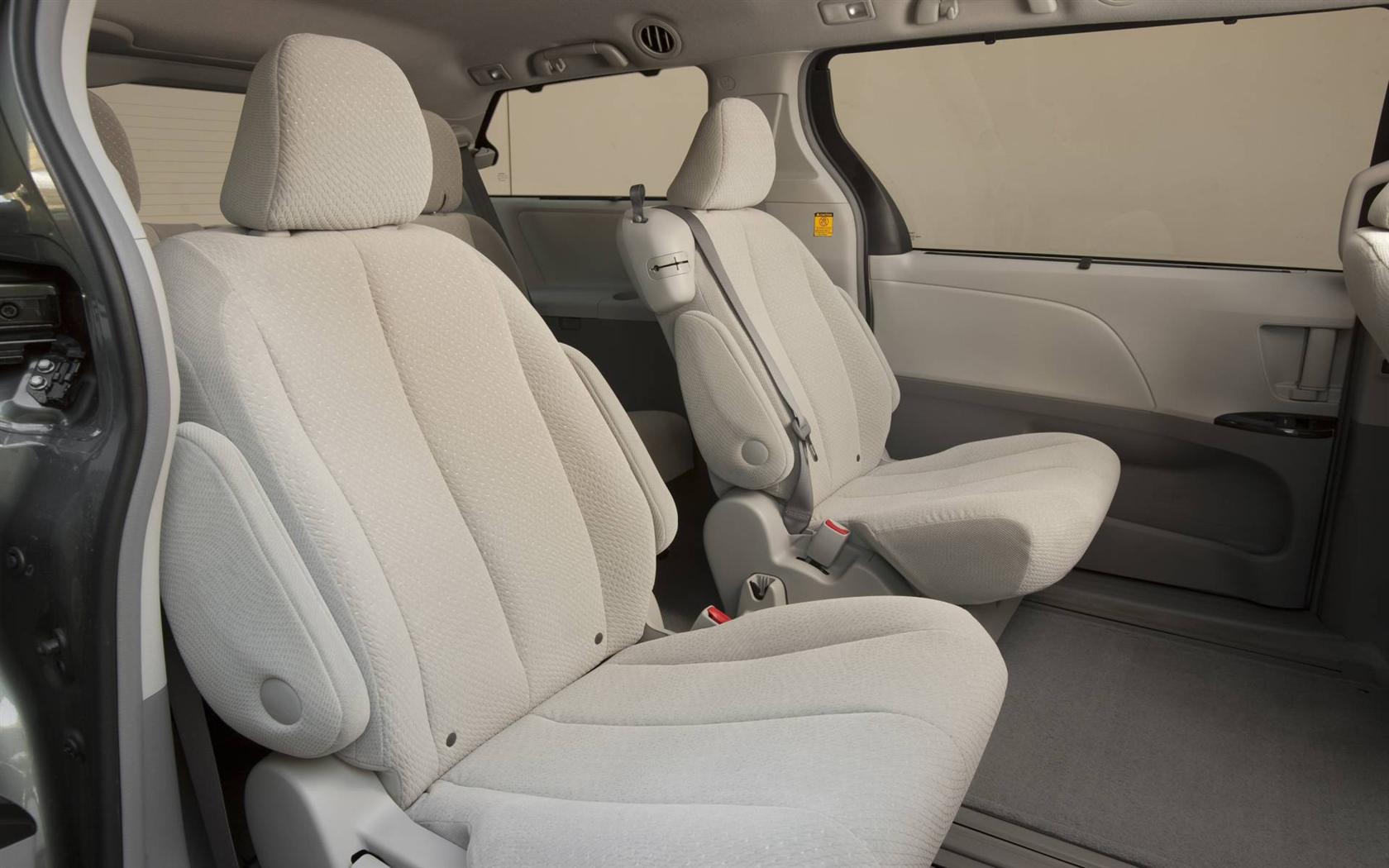 2013 Toyota Sienna