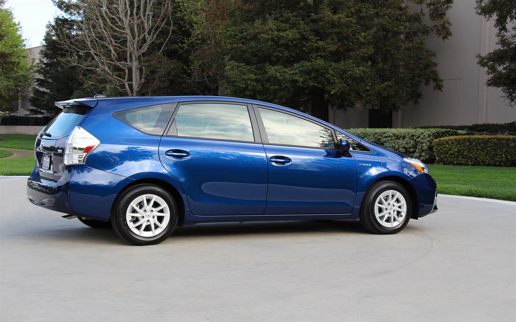 2015 Toyota Prius v