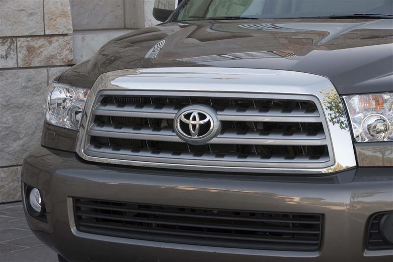 2016 Toyota Sequoia