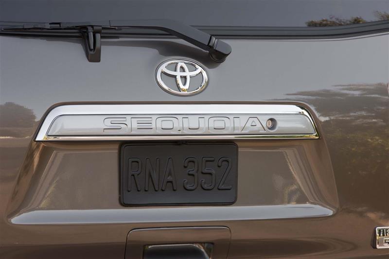 2016 Toyota Sequoia