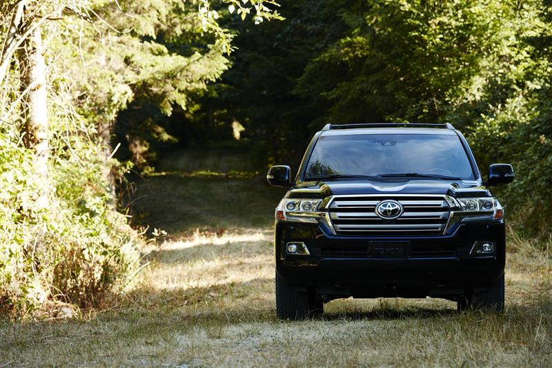 2017 Toyota Land Cruiser